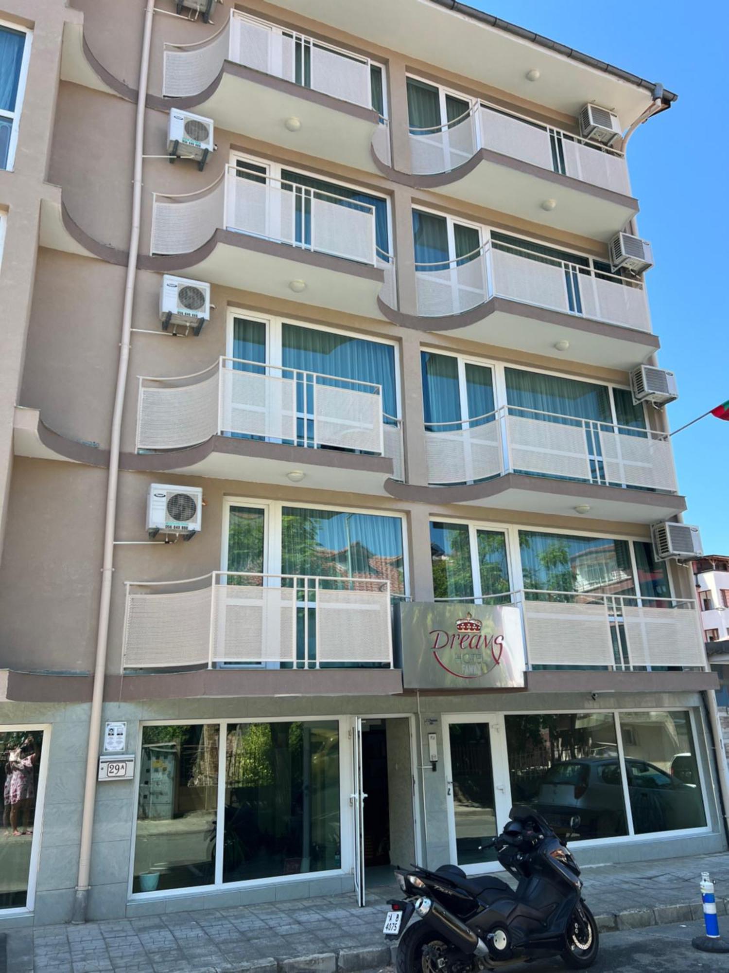 Dreams Family Hotel Nesebar Ngoại thất bức ảnh